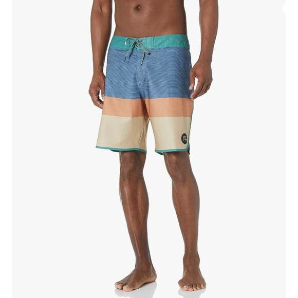 Quiksilver Highline Surfsilk Boardshort Men Swim Trunks Size 30 Blue Colorblock - Picture 2 of 10